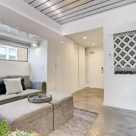 Kcm Mikros Smart Apartments 8
